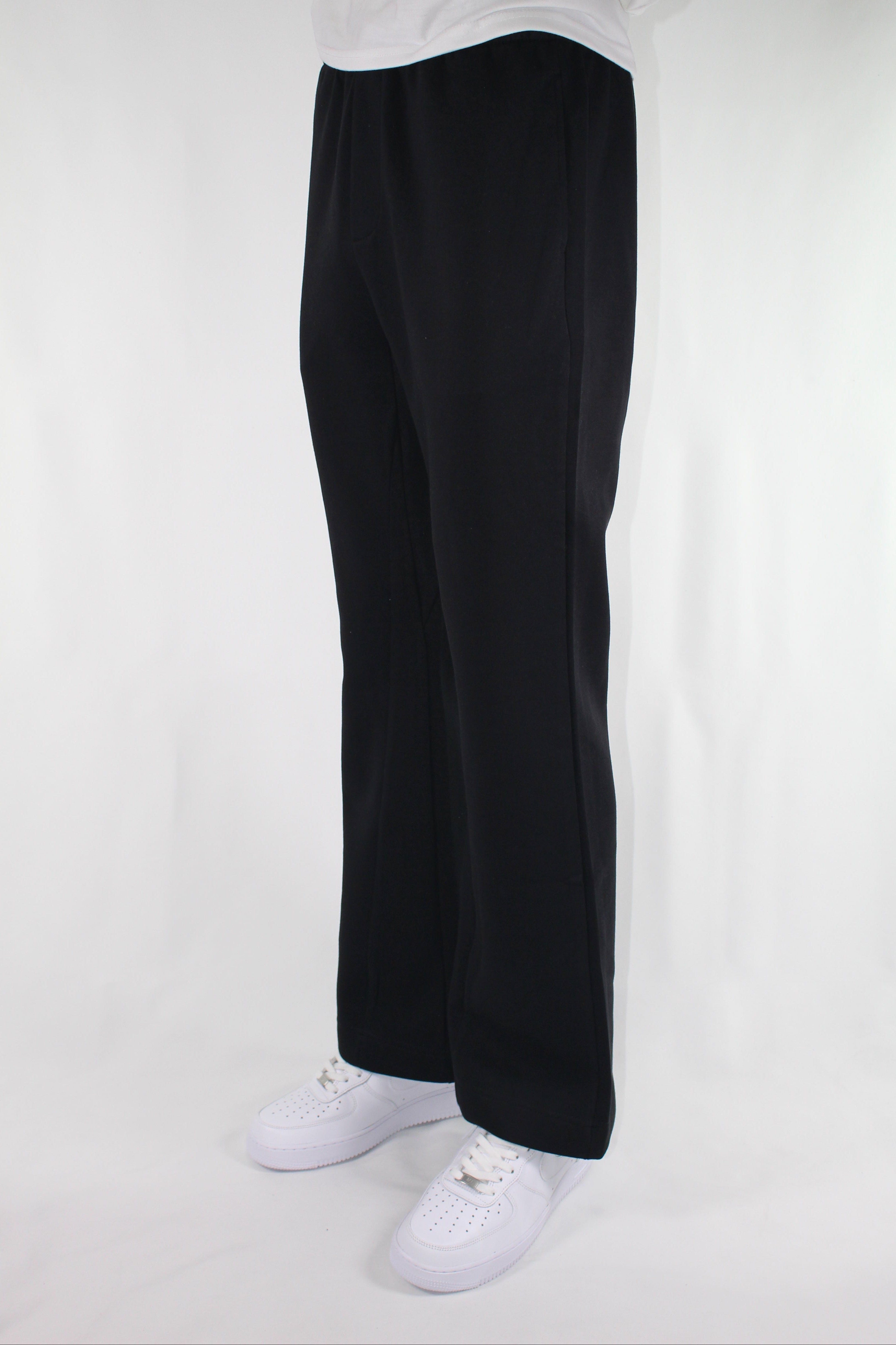 FLARE SWEAT PANTS - BLACK