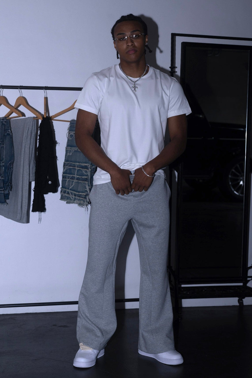 FLARE SWEAT PANTS - GRAY