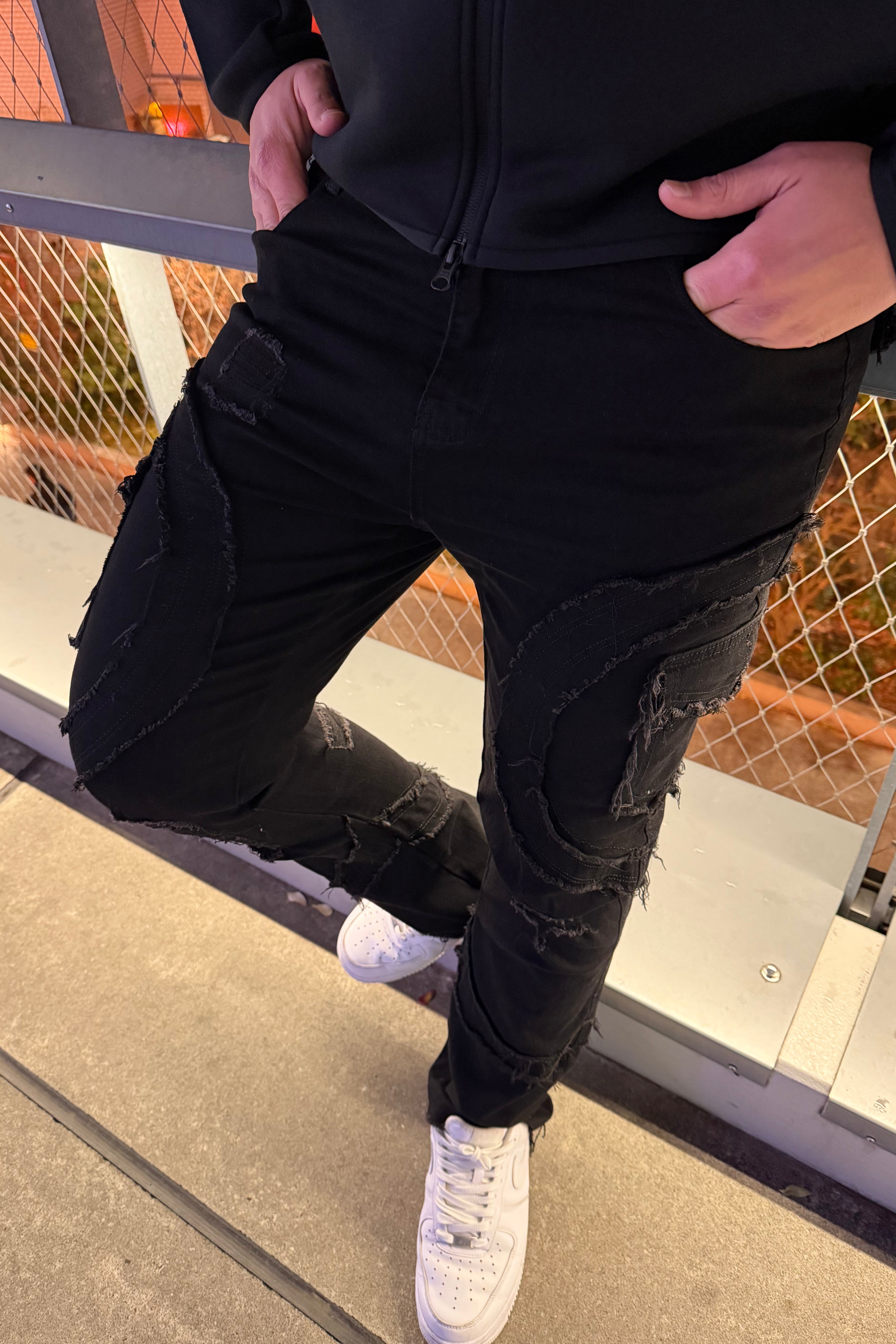 FLARE CURVED STACKED - BLACK