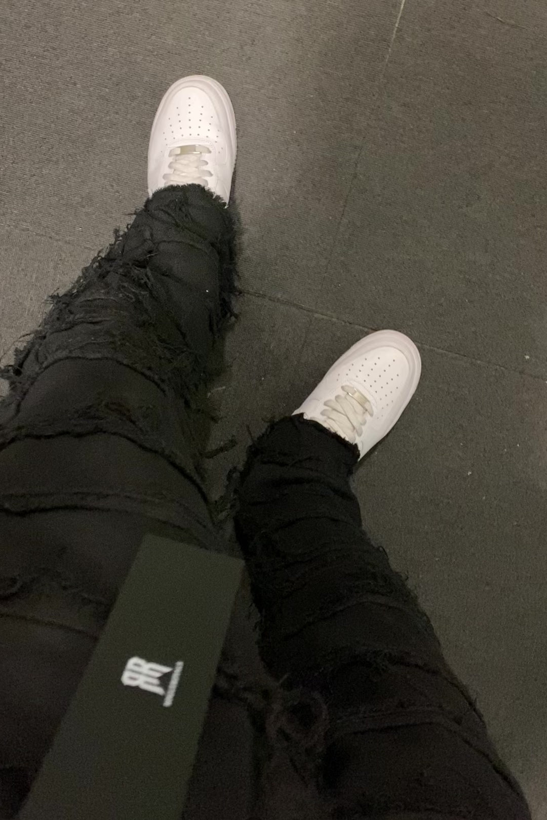 FLARE FRAYED STACKED 01 - BLACK